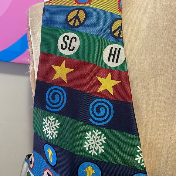 Moschino Cheap Chic Men's Silk Peace Sign Vest NWT THE NANNY - Picture 3 of 16